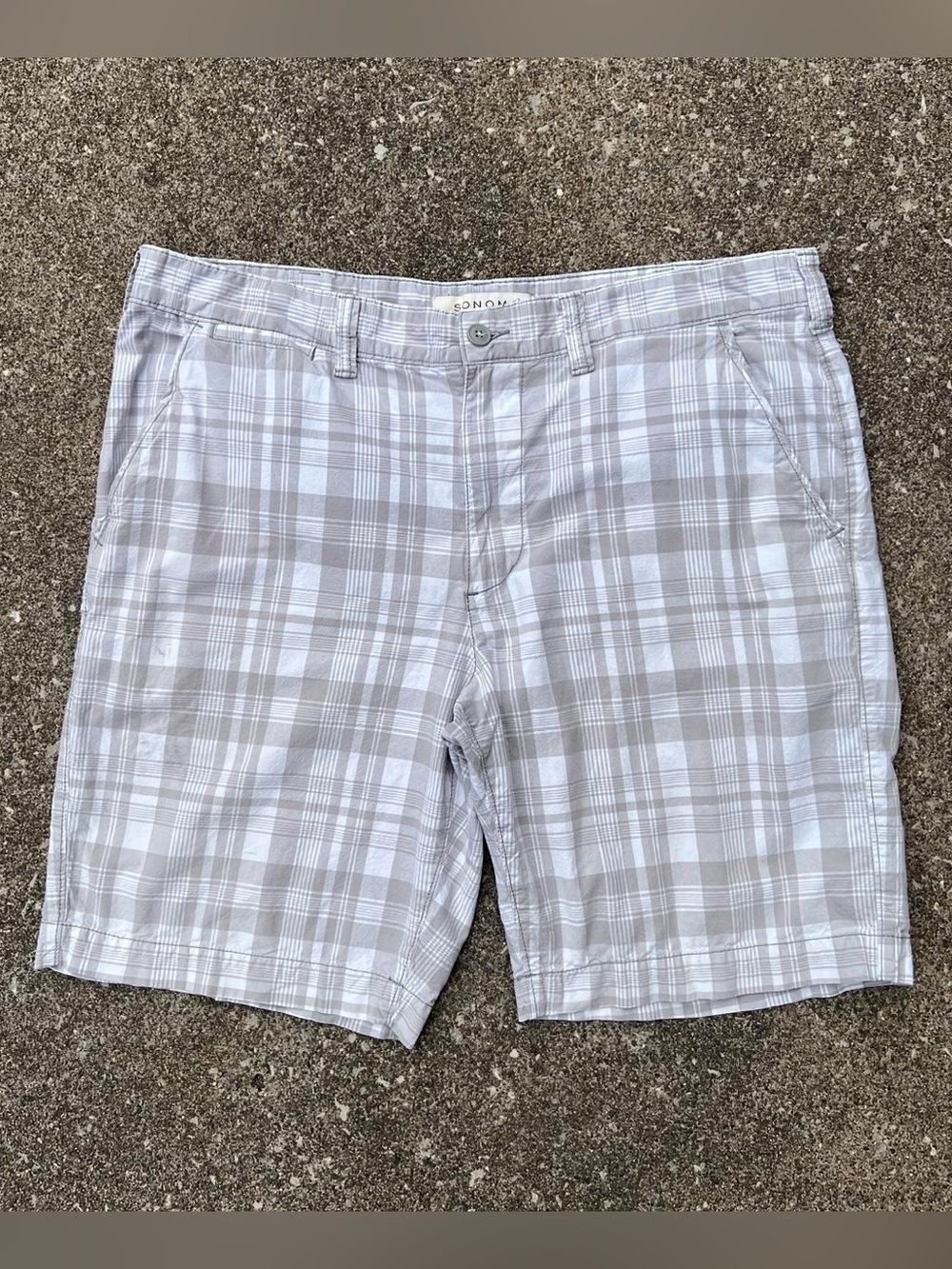 Sonoma Gray and White Plaid Flat Front Shorts